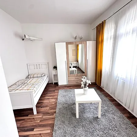 Апартаменты Ganze Citywohnung 4 Schlafzimmer