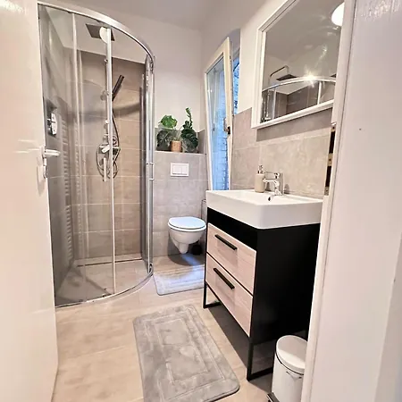 Apartment Ganze Citywohnung 4 Schlafzimmer